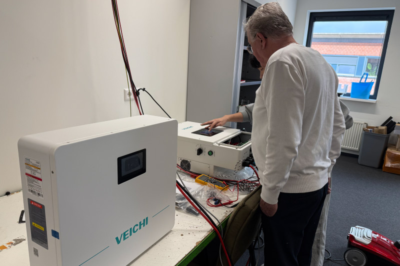 VLS Series 6kW Hybrid Solar Energy Storage Project in Hague, Netherlands
