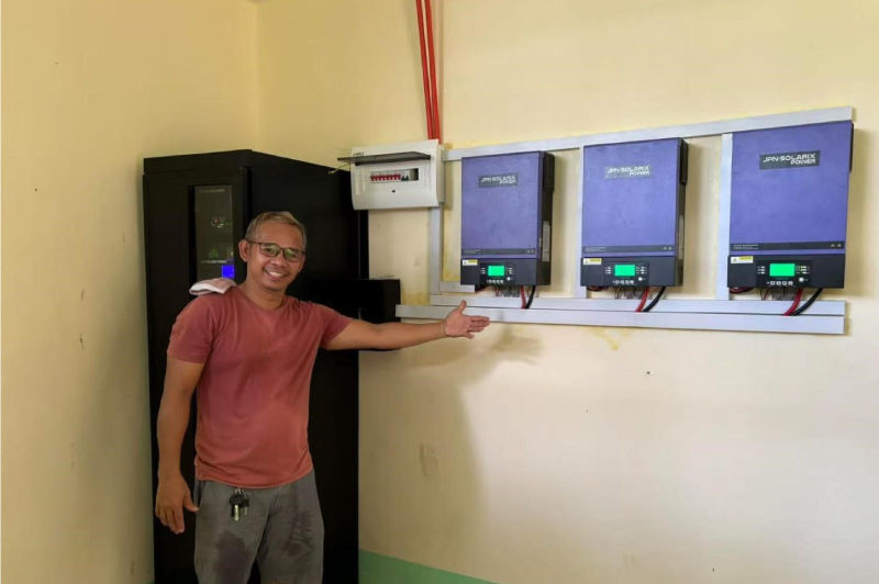 SIS Series 5kW Hybrid Solar Inverter in Philippines